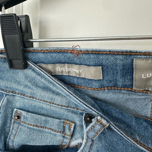 Girls Zoe Skinny Lucky Brand Light Blue Distressed Skinny Jeans - Picture 2 of 4